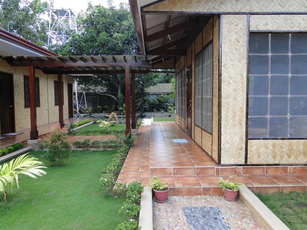 Susan'S Place Bed And Breakfast Puerto Princesa Kültér fotó